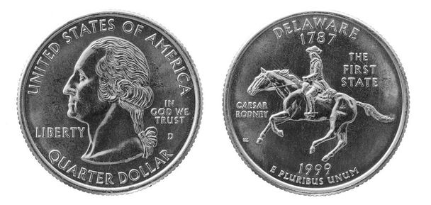 Voor- en achterkant van 1999 Kwart dollar cupronickel us munt geïsoleerd op witte achtergrond - Foto, afbeelding