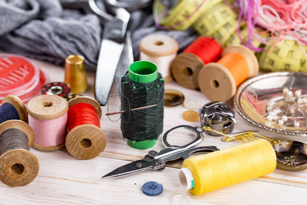 Handicraft items, threads, sewing needles. - Foto, Imagen