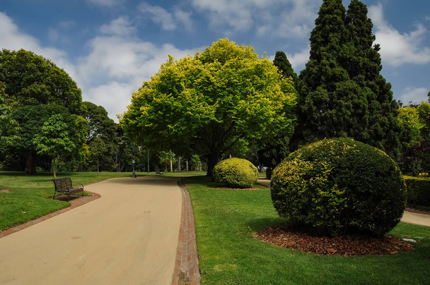 Aseo y belleza de los parques de Melbourne
 - Foto, Imagen
