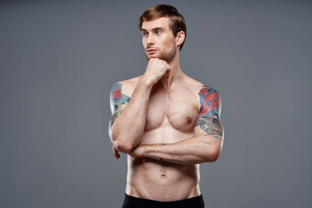 tattooed man full torso bodybuilder fitness athlete nude - Φωτογραφία, εικόνα