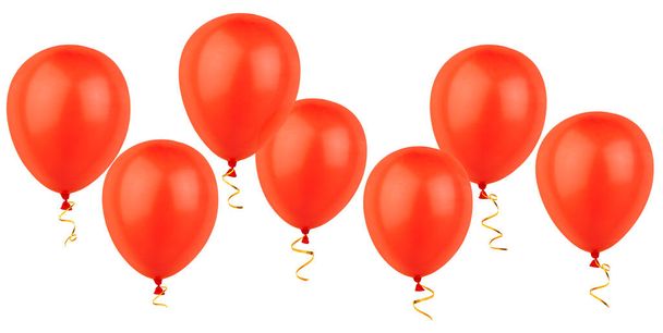 Beyaz izole arkaplanda yedi kırmızı helyum balonu - Fotoğraf, Görsel
