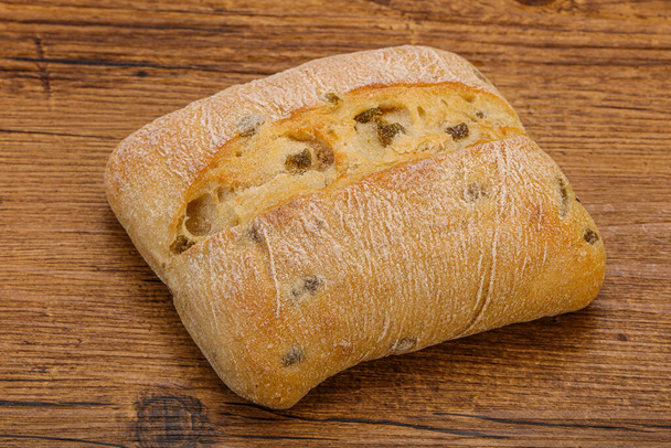 Włoski chleb ciabatta z oliwą z oliwek - Zdjęcie, obraz