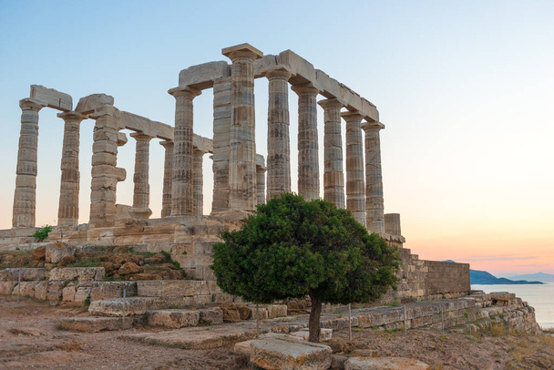 Tempel van Poseidon op Cape Sounion Attica Griekenland - Foto, afbeelding