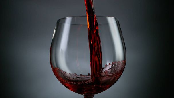 Detail des Einfüllens von Rotwein in Glas, Hintergrund frischer Getränke - Foto, Bild