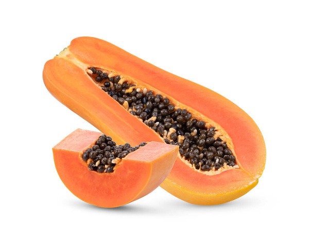 plasterki słodkiej papai izolowane na białym tle - Zdjęcie, obraz