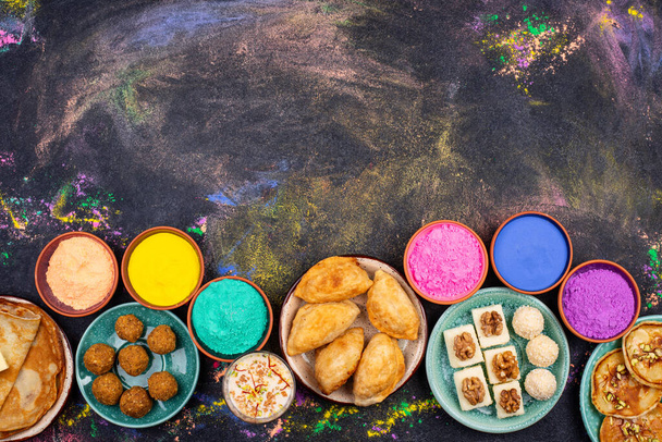Traditionele Indiase Holi festival voedsel - Foto, afbeelding