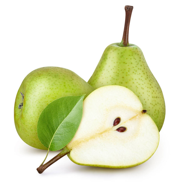Ripe pear with leaves. Organic pear isolated on white background. Taste pear with leaf. With clipping path - Foto, immagini