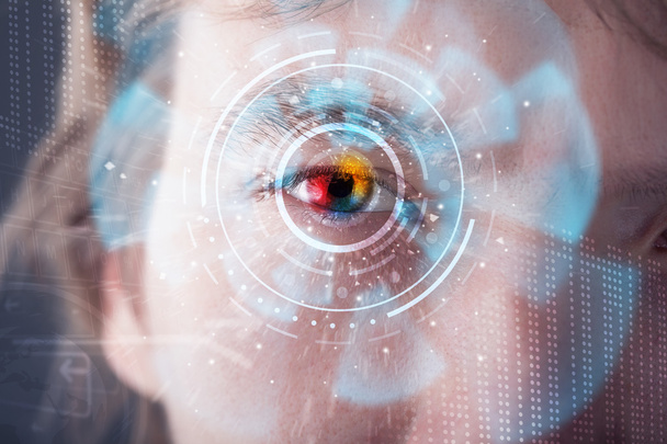Futuristico cyber uomo moderno con tecnologia schermo pannello oculare - Foto, immagini