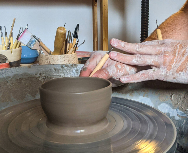 arte de cerámica con las manos - Foto, imagen