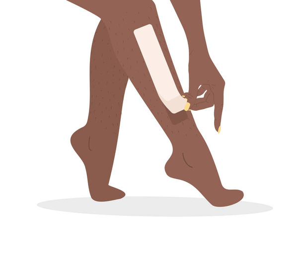 Удаление волос. Эпиляция восковых полос. Идеально гладкие африканские женские ноги. Векторная иллюстрация в плоском мультипликационном стиле. Концепция ухода за кожей - Вектор,изображение
