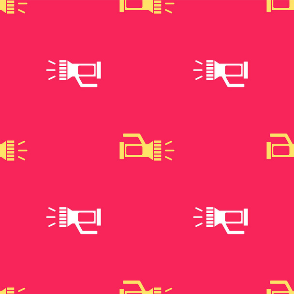 Żółta latarka dla ikony nurka odizolowany bezszwowy wzór na czerwonym tle. Nurkowanie pod wodą. Wektor - Wektor, obraz