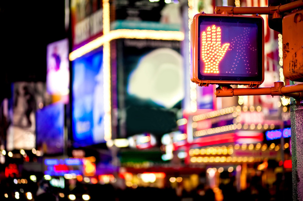 Don't walk New York traffic sign with illuminated and blurred background - Valokuva, kuva