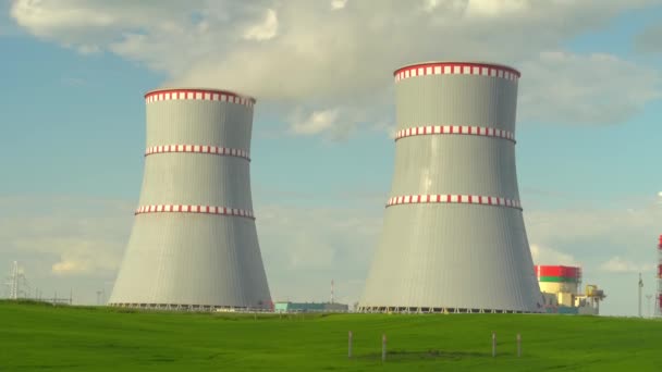 Tubería de la central nuclear bielorrusa de Ostravets. - Metraje, vídeo