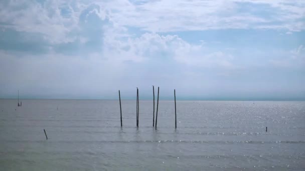 Όμορφη θαλασσογραφία, ωκεανός, τοπίο, cloudscape, παραλία με κύμα, time lapse - Πλάνα, βίντεο