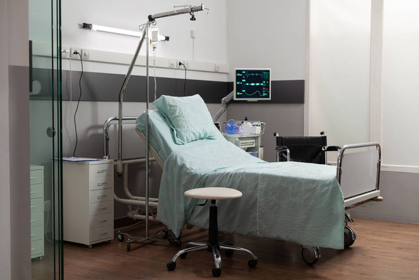 Nowoczesna technologia opieki nad chorymi pacjentami na oddziale szpitalnym - Zdjęcie, obraz