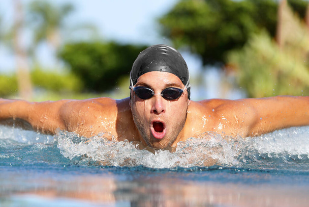 Fit swimmer sport athlete man swimming - Фото, зображення