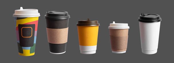 ein variantenreiches colletcion, ein Satz Kaffeepapierbecher unterschiedlicher Größe isoliert - Foto, Bild