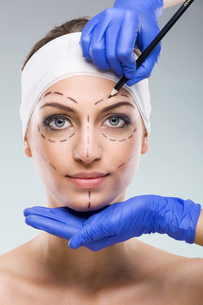 Woman with plastic surgery - Foto, afbeelding
