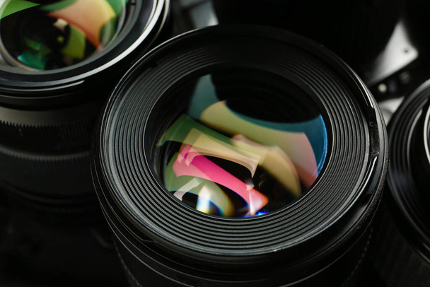 Ensemble de lentilles de caméra modernes, gros plan - Photo, image