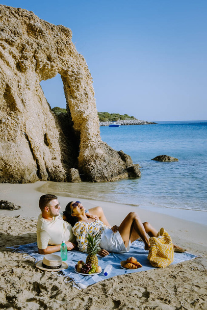 Voulismaビーチの熱帯ビーチ,イストロン,クレタ島,ギリシャ - 写真・画像