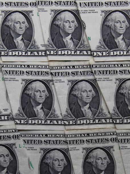 filas de billetes de dólar americano apilados, fondo y textura - Foto, imagen