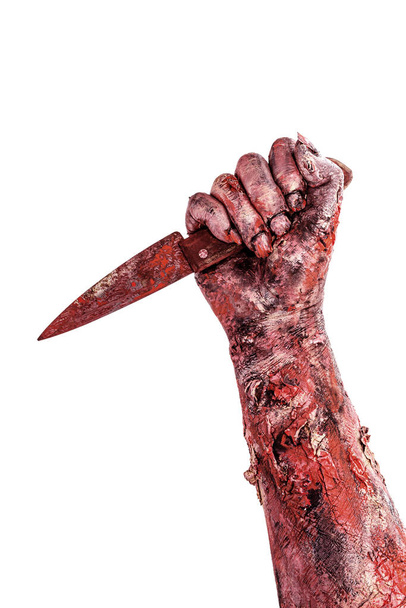 Untote Hand attackiert mit Messer, Attentäter, blutiges Monster, isolierter weißer Hintergrund. - Foto, Bild