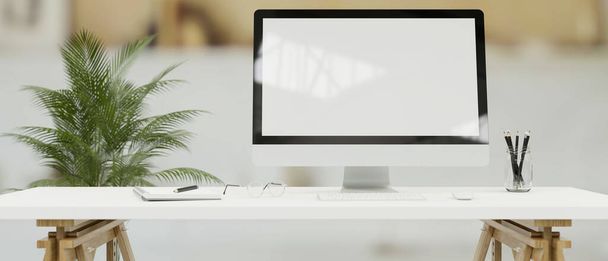 Asztali számítógép, mock-up képernyő fehér íróasztal egyszerű irodai szobában, 3D renderelés, 3D illusztráció - Fotó, kép