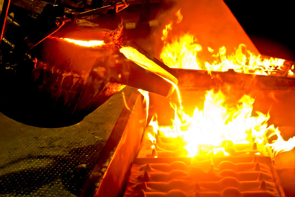 Metal casting process - Photo, Image