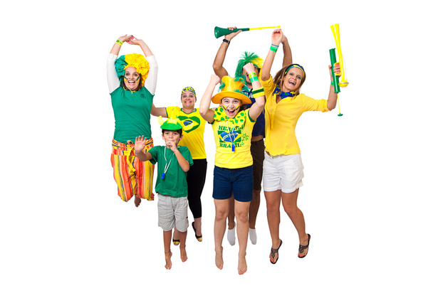 Aficionados brasileños celebrando
 - Foto, Imagen