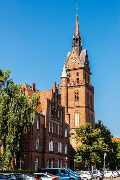 Lbeck, Germania - 24 agosto 2019: Facciata della Chiesa di San Lorenzo nel centro di Lubecca, Germania - Foto, immagini