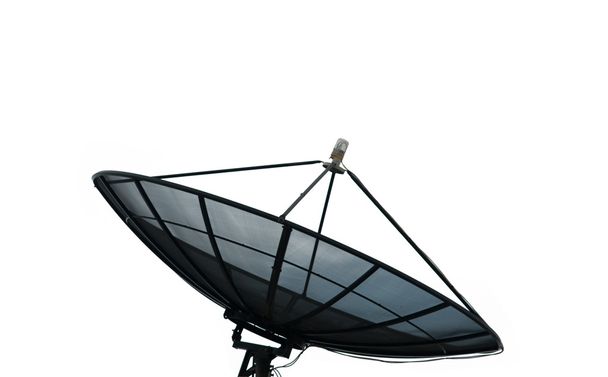 μαύρο δορυφορική σε άσπρο φόντο - Φωτογραφία, εικόνα