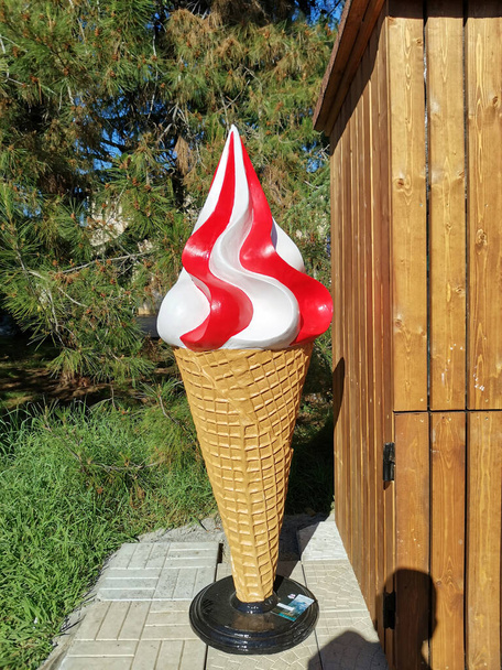 ice cream advertising figure - Photo, Image