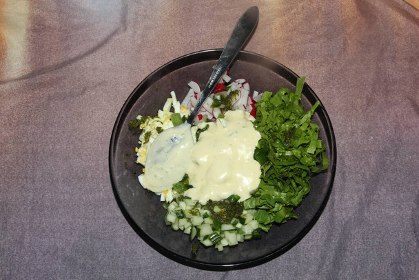 La soupe froide est prête à cuire. il est possible de faire une salade végétarienne saine - Photo, image