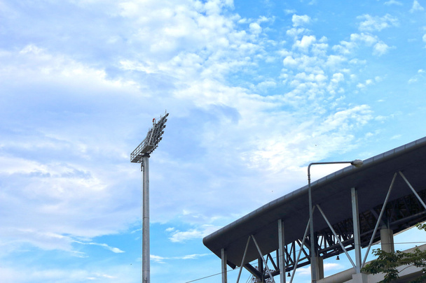 Poteaux lumineux de stade
 - Photo, image