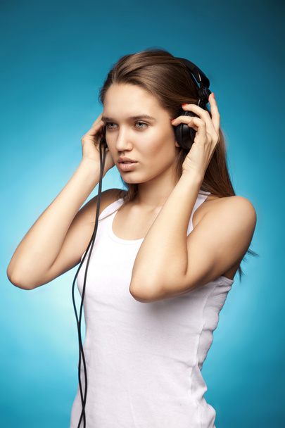 Woman with headphones - Photo, Image