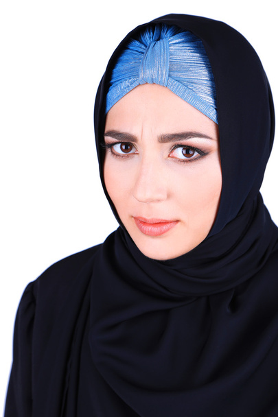 灰色の背景上で美しいイスラム教徒アラビア語女性 - 写真・画像