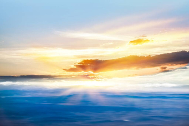 фоновое небо рассвета солнца, сотворение мира - Фото, изображение
