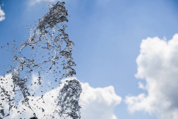 šplouchání vody na obloze - Fotografie, Obrázek