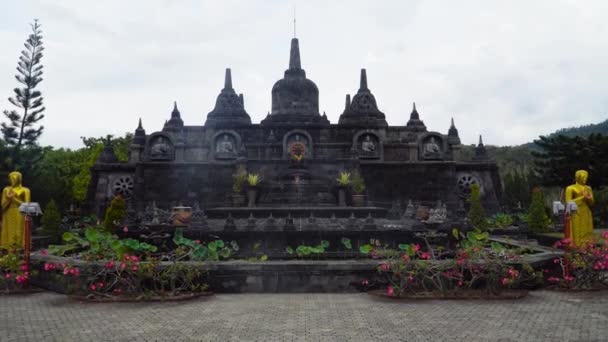 Boeddhistische tempel op het eiland Bali - Video
