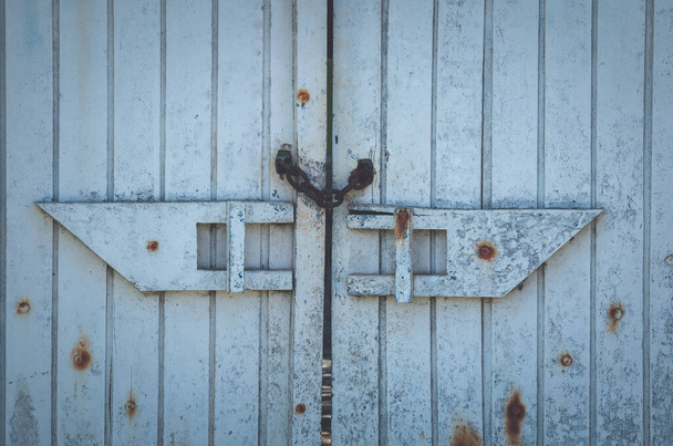 Fondo con puerta de madera antigua cerrada - Foto, imagen