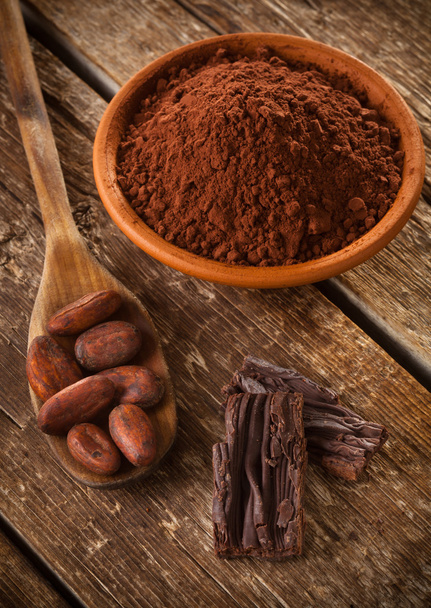 ingrediënten voor artisanale chocolade - Foto, afbeelding