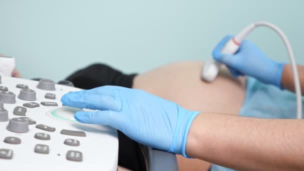 Specialista regola pannello di controllo della macchina ad ultrasuoni - Filmati, video
