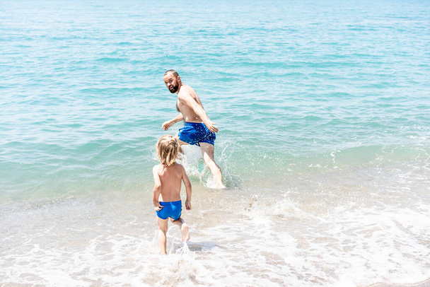 Verão férias na praia, estilo de vida infantil, viagens de férias, conceito de cena de praia - Foto, Imagem
