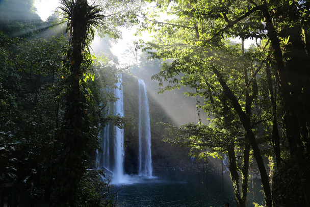 Wodospady El Chiflon w Chiapas, Meksyk - Zdjęcie, obraz