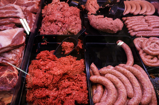 Various meat in a supermarket - Φωτογραφία, εικόνα