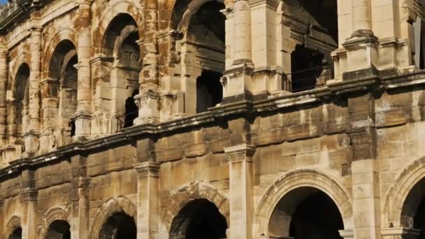 Place des Arenes, Nimes, Gard, Okzitanien, Frankreich. Die römische Arena, - Filmmaterial, Video