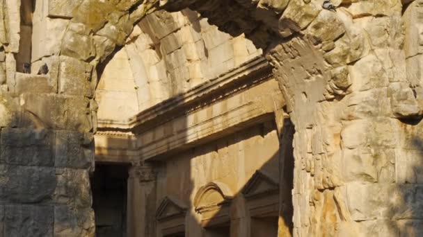 Templo de Diane, Jardín De La Fontaine, Nimes, Gard,  - Metraje, vídeo