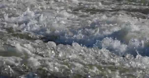 Divoká řeka, okcitánština, Francie - Záběry, video