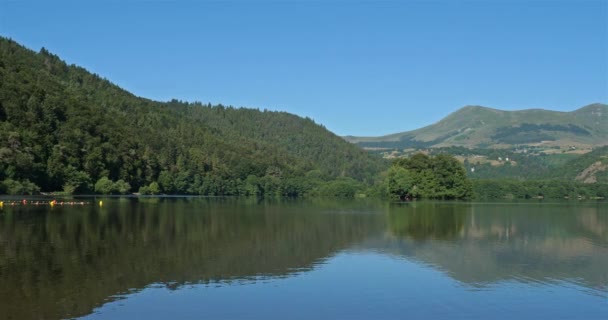 Lac Chambon, Murol, Puy de Dome, Massif Central, Auvergne, France - Séquence, vidéo