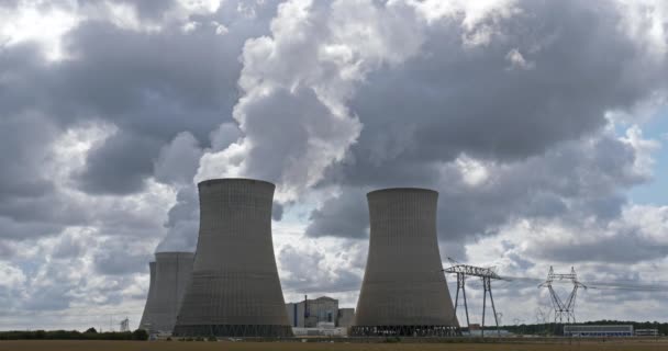Central nuclear, Dampierre en Burly, Loiret, Francia - Metraje, vídeo